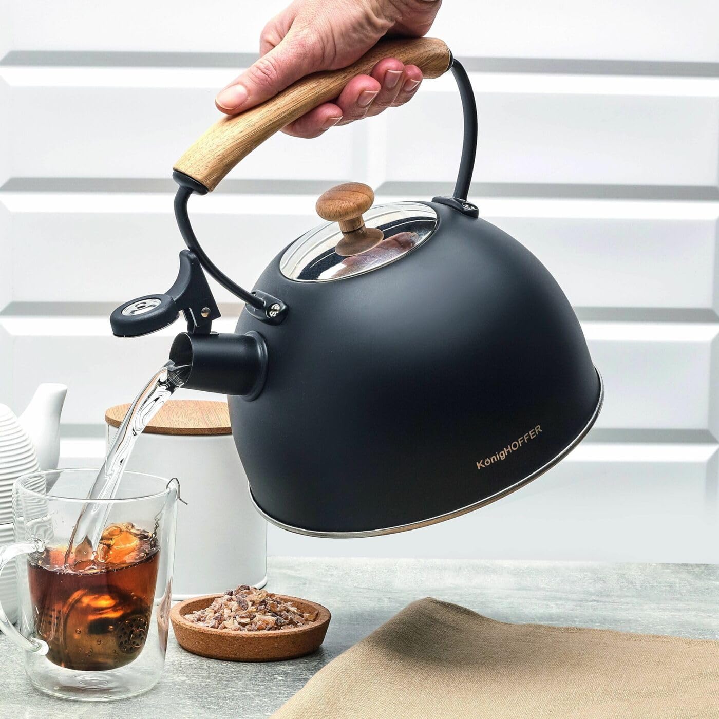 Teapot Induction Kettle Black Matt 2.3 L Whistling Kettle Gas Stove Retro Kettle for Tea and Coffee