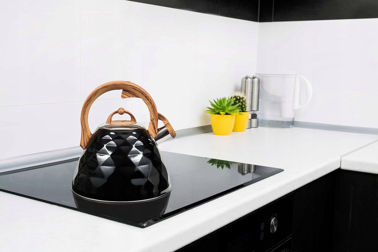 Kettle Black Gloss 2.8 L Stainless Steel Whistling Kettle Camping Black StoveTop