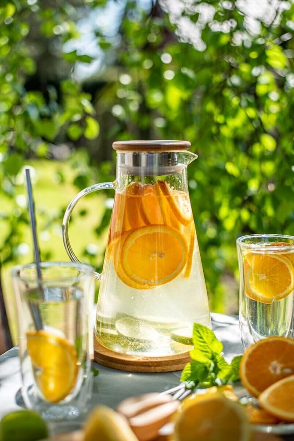 Glass Jug with Bamboo Lid 1.2l Water Jug for Fridge Heat Resistant Glass Pitcher Jug for Hot and Cold Drinks